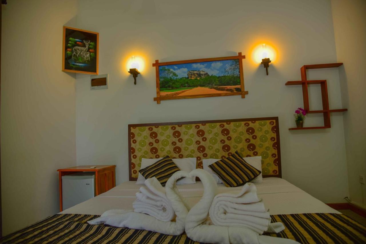 Lake Villa Resort Tissamaharama Dış mekan fotoğraf