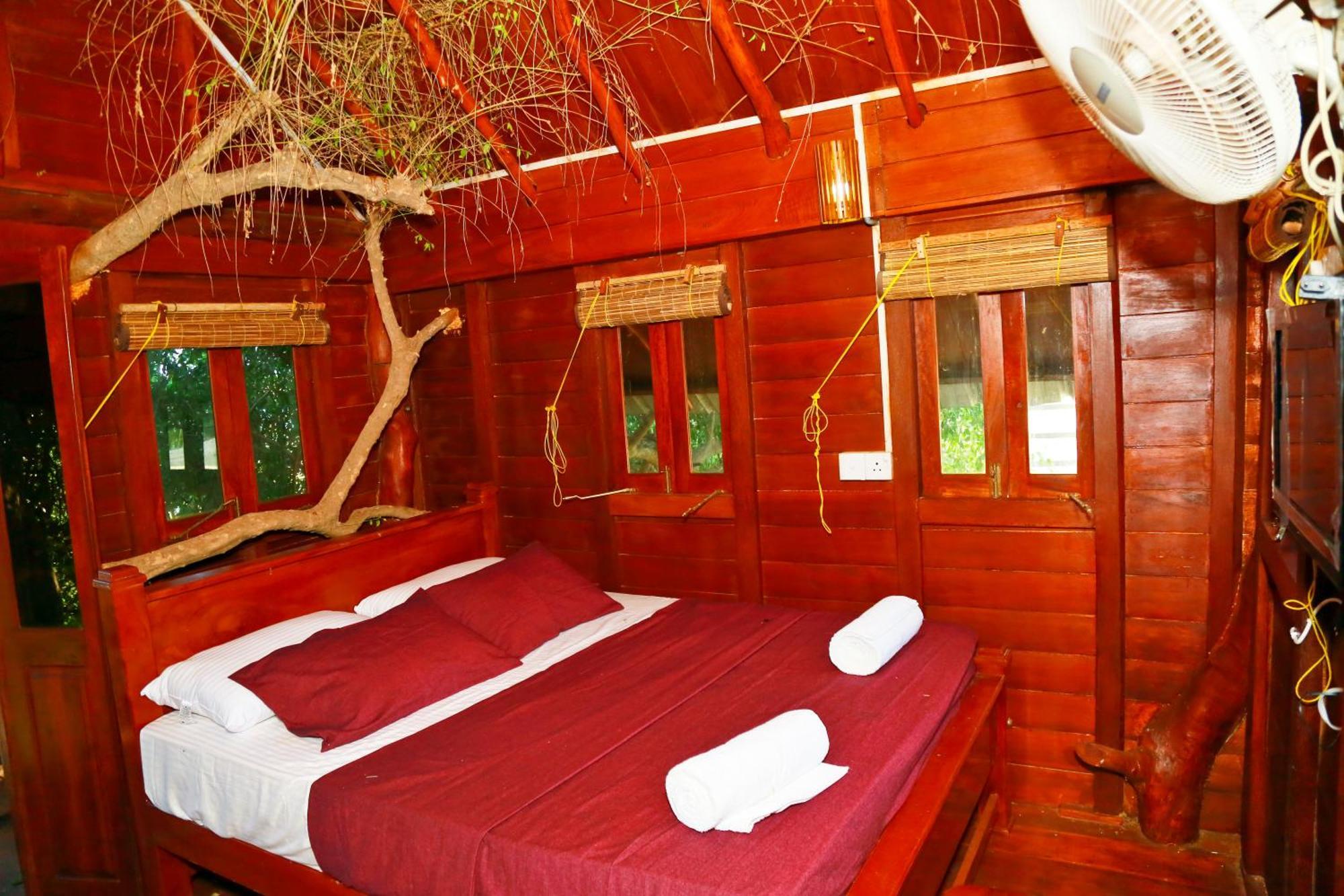 Lake Villa Resort Tissamaharama Dış mekan fotoğraf
