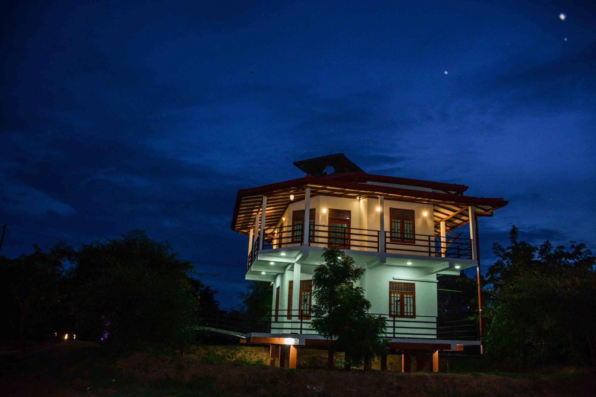 Lake Villa Resort Tissamaharama Dış mekan fotoğraf